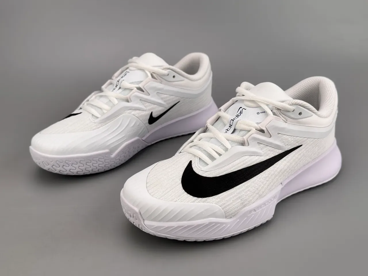 Nike White Black Mesh Upper Swoosh Accent Lifestyle Sneakers 5