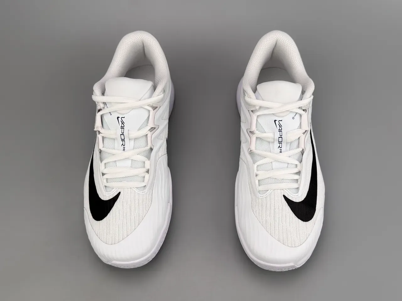 Nike White Black Mesh Upper Swoosh Accent Lifestyle Sneakers 9