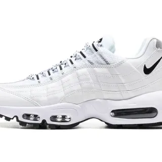 Nike White Black Quilted Upper Visible Air Cushioning Lifestyle Sneakers