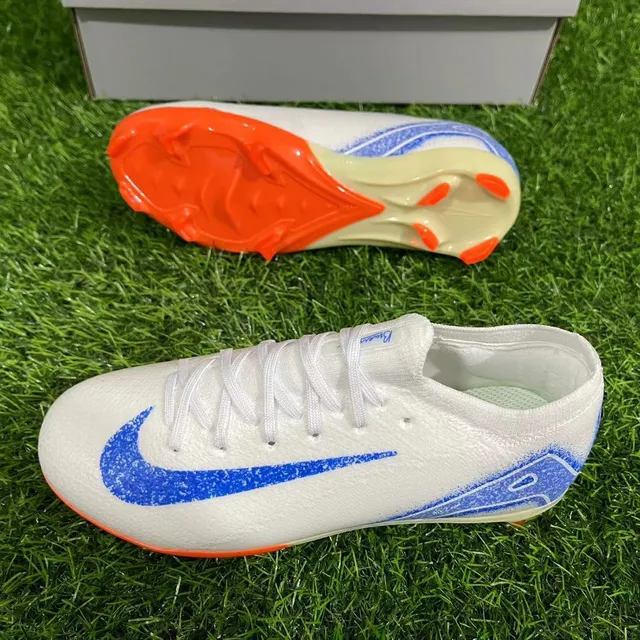 Nike White Blue Knit Upper Dynamic Fit Collar Firm-Ground Soccer Shoes 9