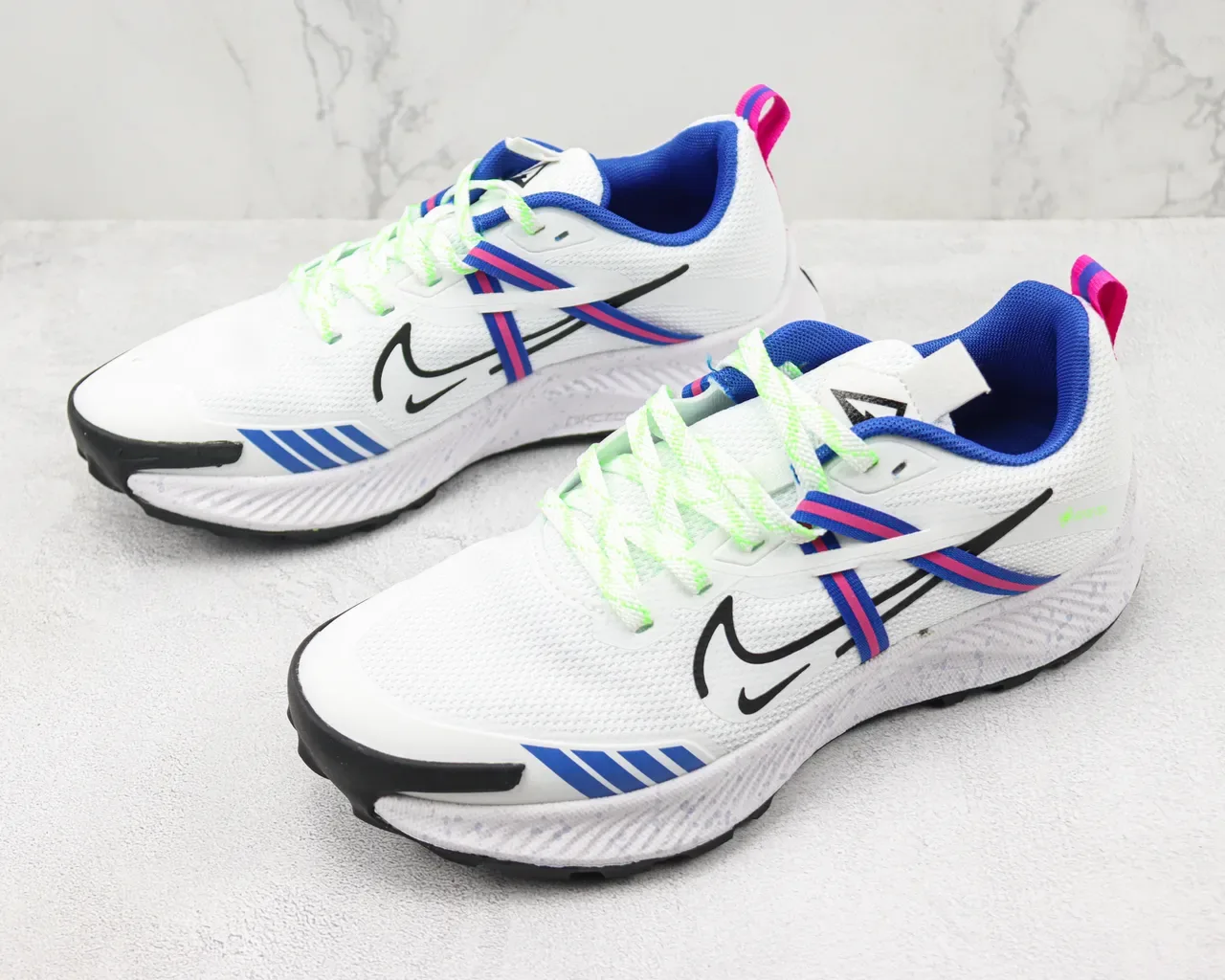 Nike White Blue Mesh Upper GORE-TEX Waterproofing Running Shoes 4