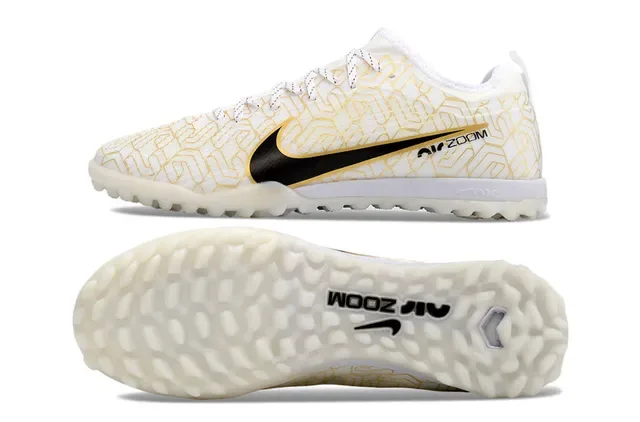 Nike Chaussures de football turf upper en maille blanc et doré impression géométrique 6
