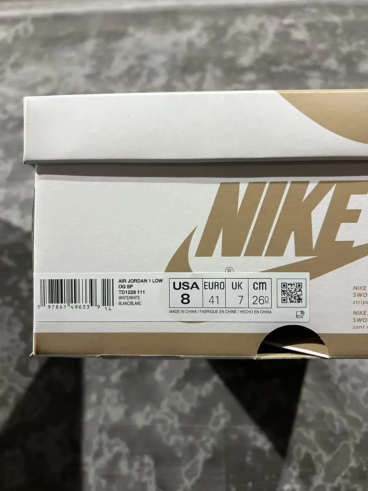 Nike White Gray Low-Top Full Leather Lifestyle Sneakers 11
