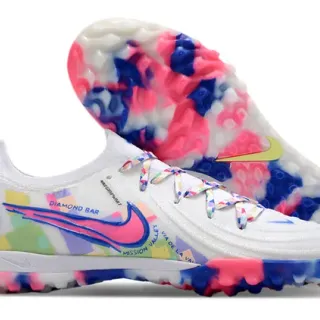 Nike White Multicolor Low-Cut Flyknit Upper Sneakers