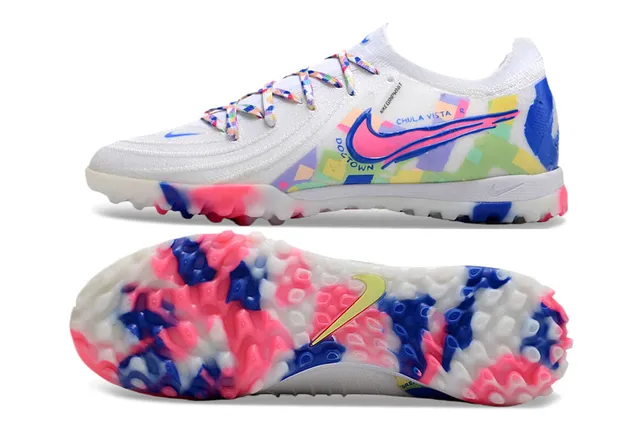 Nike White Multicolor Low-Cut Flyknit Upper Sneakers 5