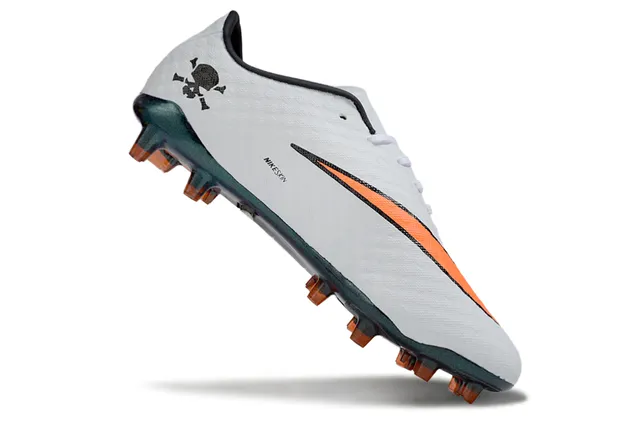 Nike chaussures de football blanc orange bas col d'ajustement chaussette texturé synthétique empeigne sol ferme 2