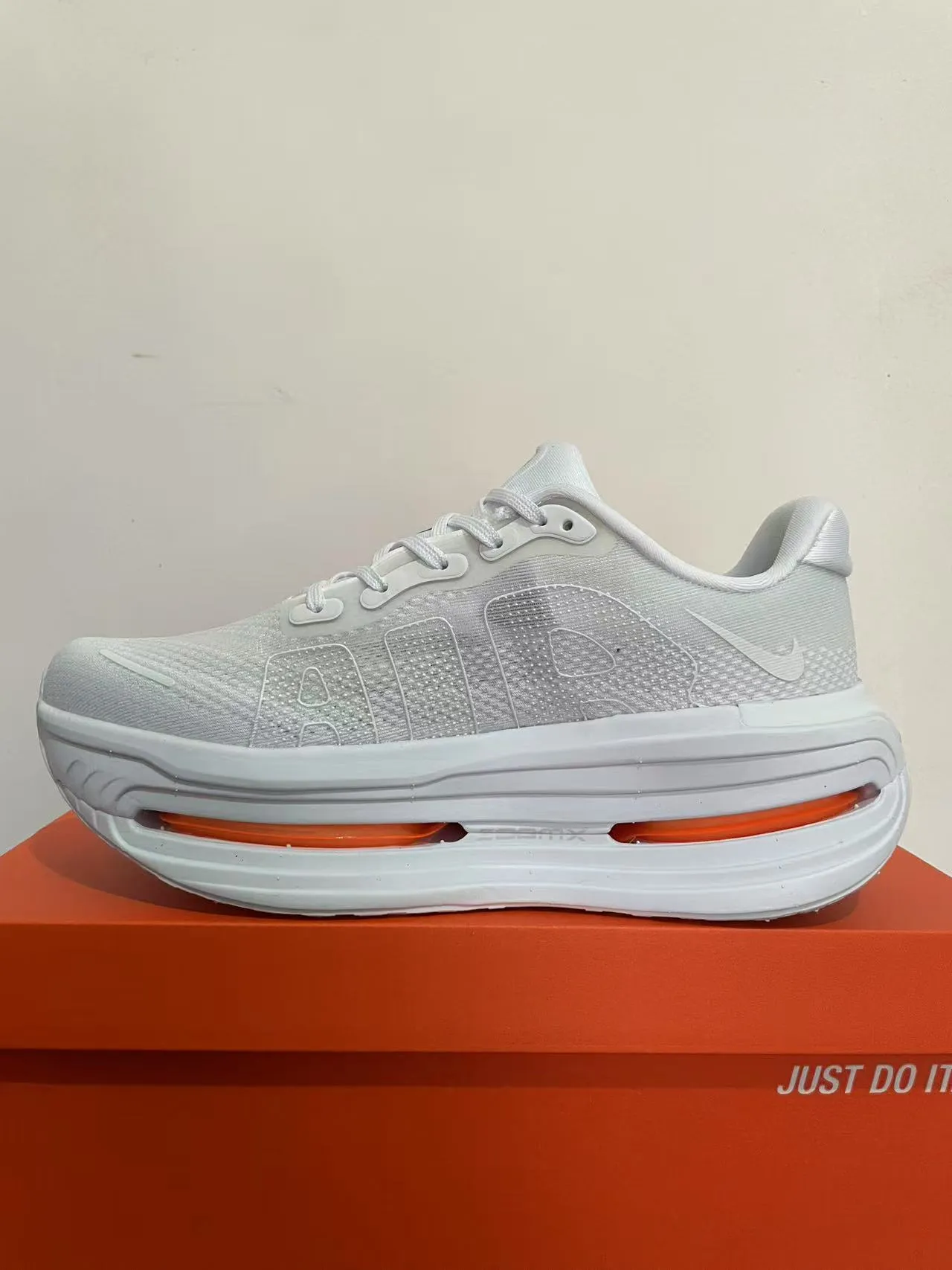 Nike White Orange Mesh Upper Visible Air Units Lifestyle Sneakers 5
