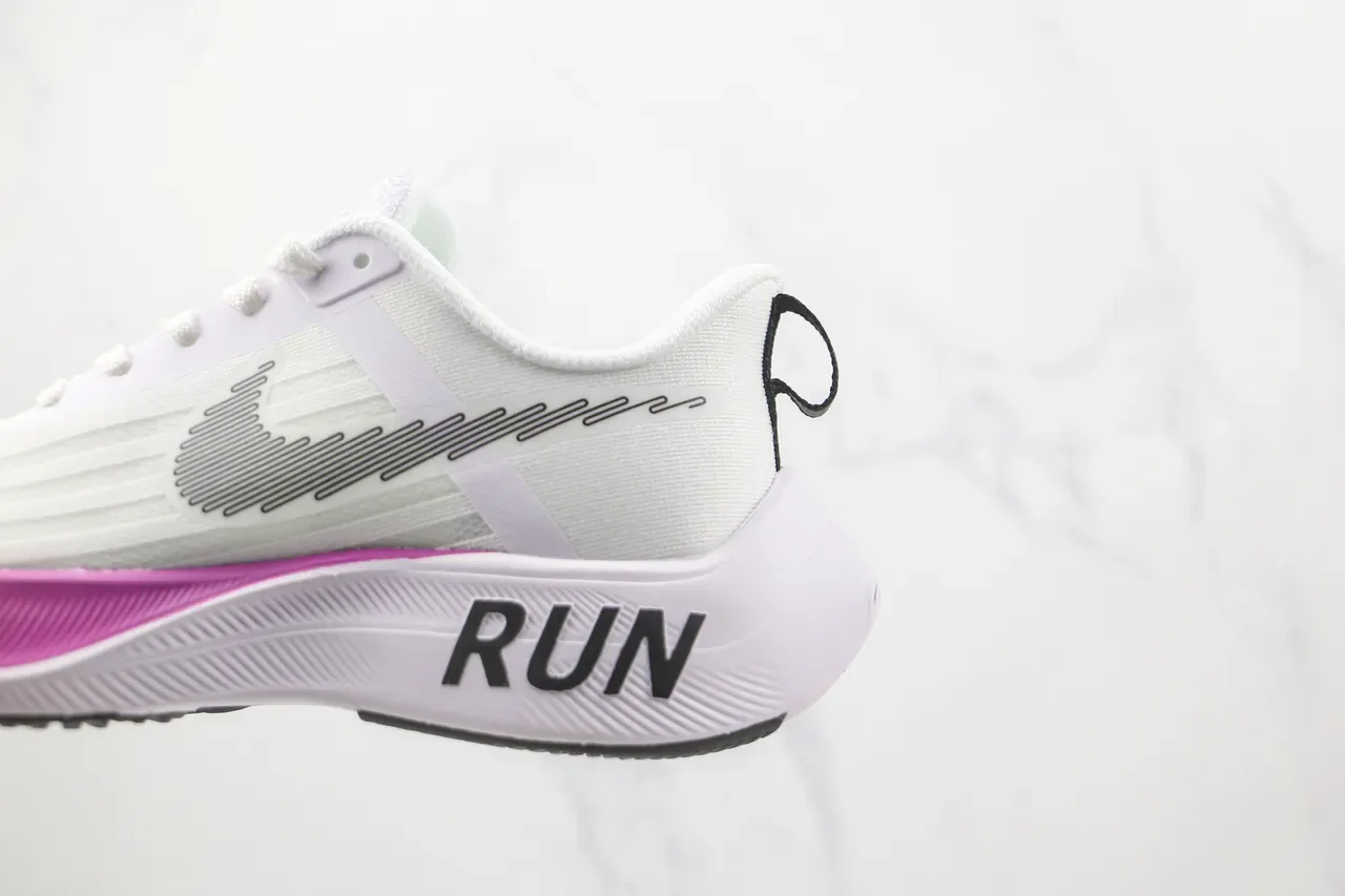 Nike White Pink Engineered Mesh Upper Gradient Midsole Running Shoes 4