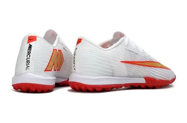 Nike sapatos de futebol turf branco e vermelho Flyweave Knit upper gradient Swoosh overlay 5