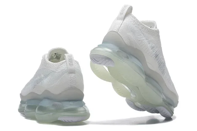 Nike White Transparent Knit Upper Translucent Full-Length Air Unit Lifestyle Sneakers 3