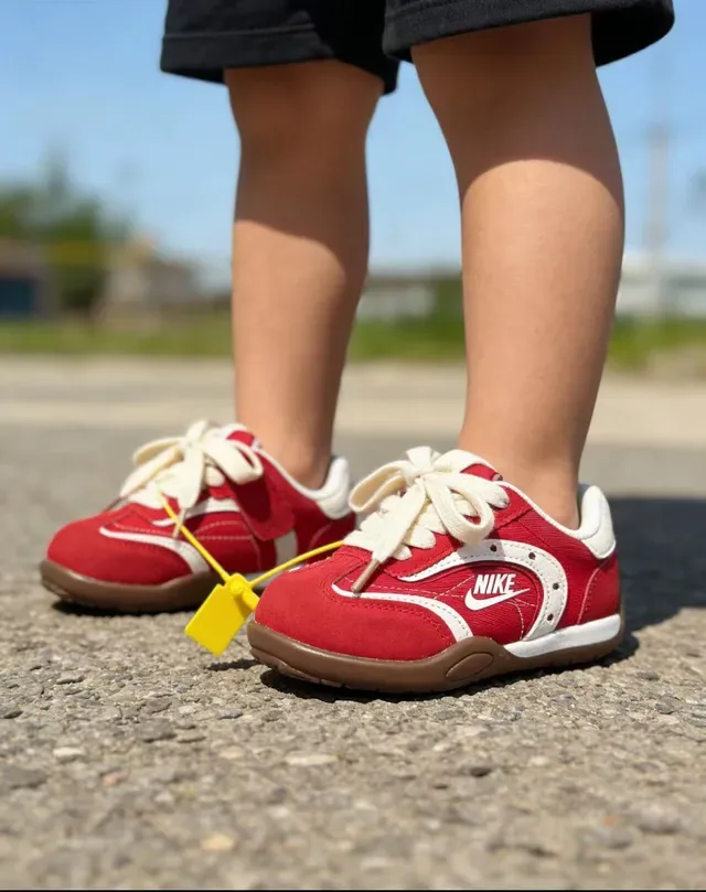 Nike Yellow Brown Retro-Inspired Low-Top Lifestyle Sneakers 3