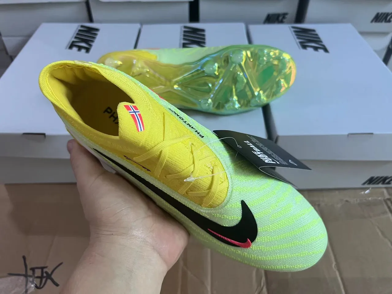 Nike Yellow Green Knit Upper Asymmetrical Lacing Firm-Ground Soccer Shoes 10
