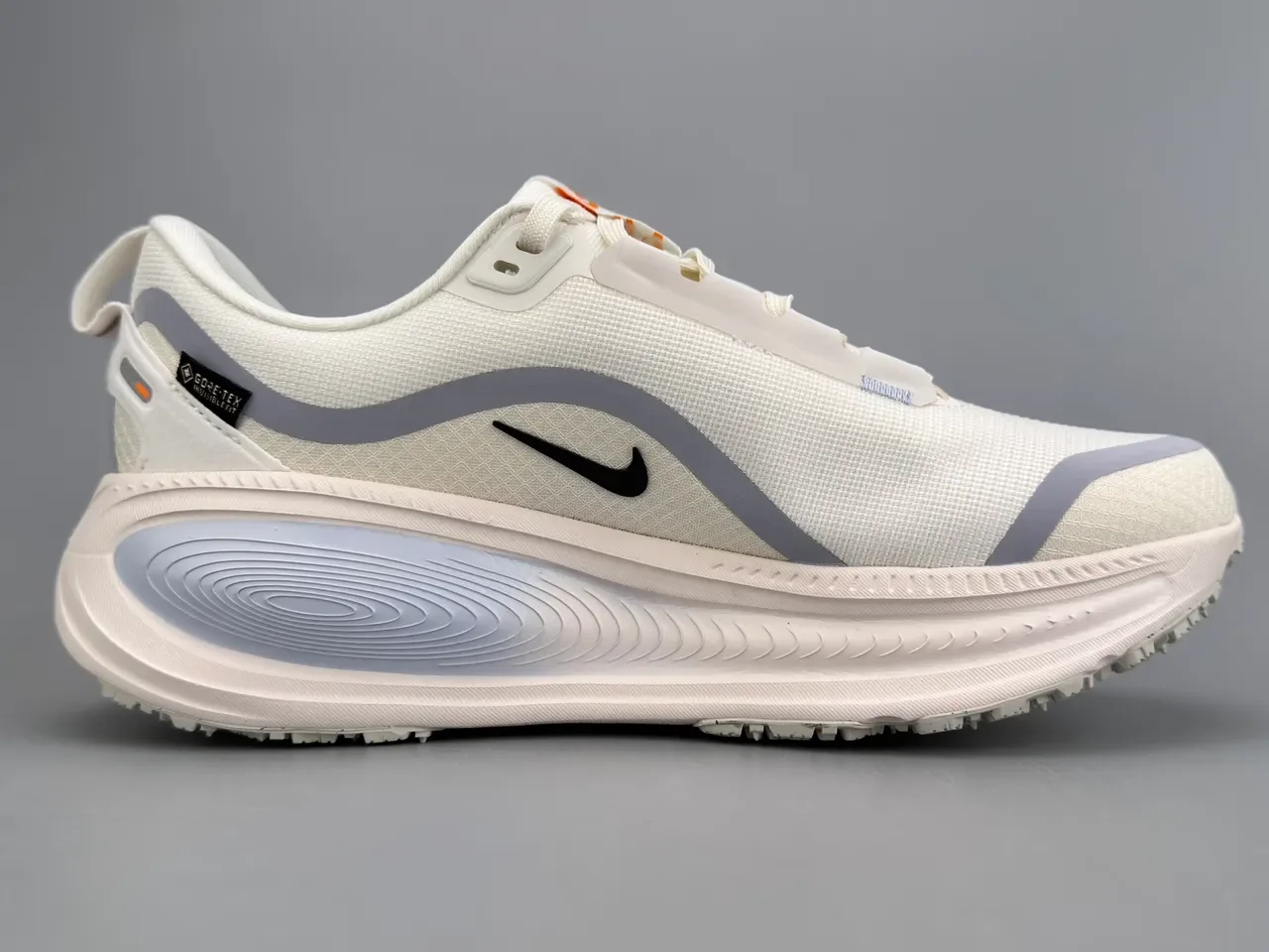Nike ZoomX Beige Gray Engineered Mesh Upper GORE-TEX Waterproofing Running Shoes 10