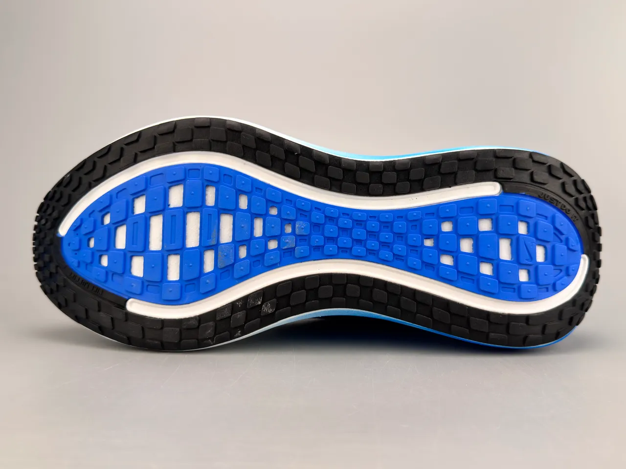 Nike ZoomX Invincible Run Gradient Blue Running Shoes 7