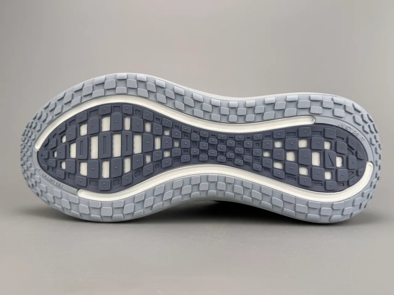 Nike ZoomX Invincible Run Running Shoes 8
