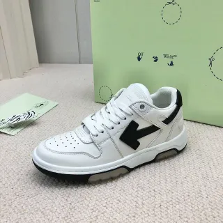 Off-White Arrow Black أحذية رياضية لأسلوب الحياة منخفضة الظهر مع مقدمة مثقوبة