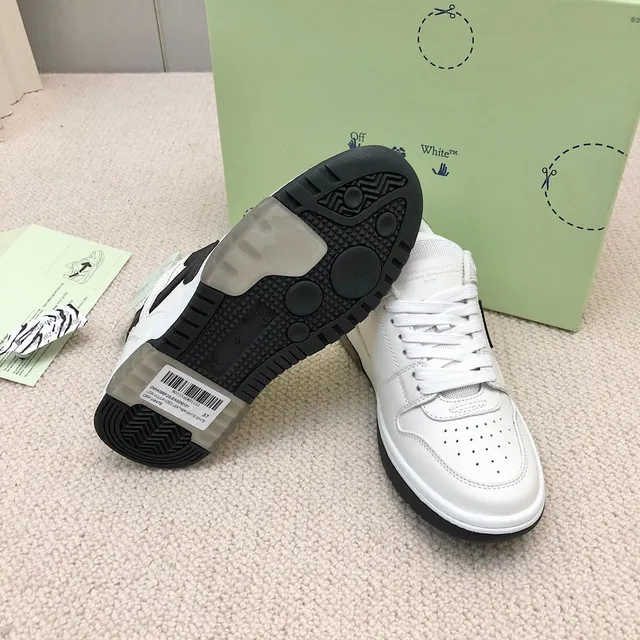 Off-White Arrow Black Tênis de Estilo de Vida de Baixo Corte com Bico Perfurado 3