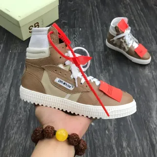 Off-White বাদামী বেইজ উচ্চ টপ মিশ্র উপাদান লাইফস্টাইল স্নিকার্স