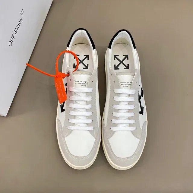 Off-White Logo Flecha Diagonal Zapatillas Lifestyle Blanco y Gris 9