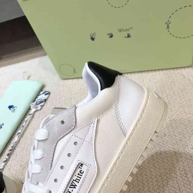 Off-White Fund Gray Tênis Lifestyle com Construção de Couro-Suede Painelado de Canote Baixo 6