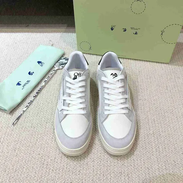 Off-White Fund Gray Tênis Lifestyle com Construção de Couro-Suede Painelado de Canote Baixo 8