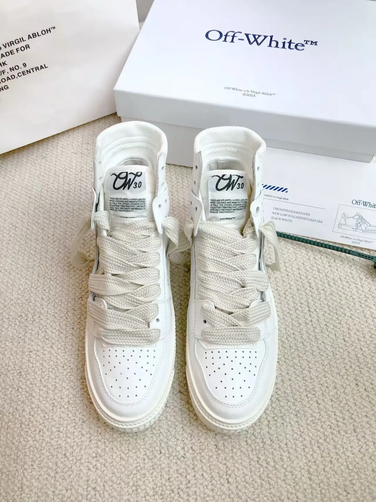 Off-White حذاء أسلوب حياة عالي الارتفاع بيج مثقوب أصبع حذاء أسلوب حياة 3