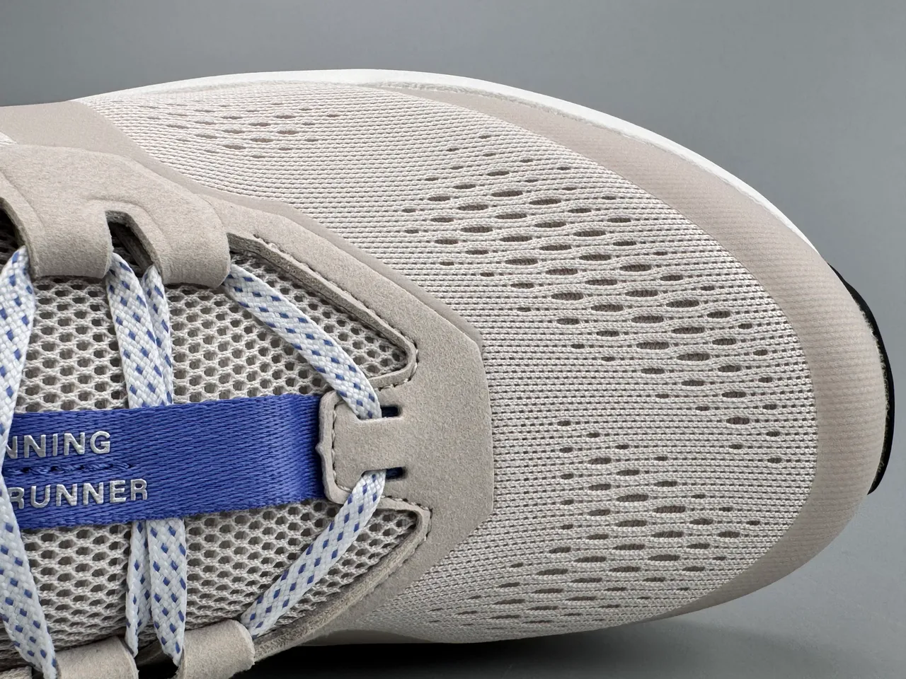 On Beige Blue Breathable Engineered Mesh Upper Open Hexagonal CloudTec Midsole Pods Running Shoes 2