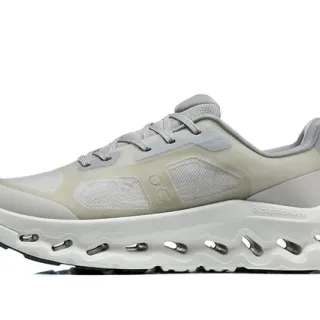 Zapatillas de running en color beige gris con parte superior de malla ingenieril abierta hexagonal CloudTec Pods