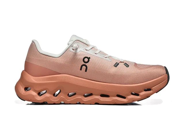 On Rose Beige Tige en Maille Ingénierisée Sculptée Terracotta Semelle Intermédiaire Chaussures de Course 3