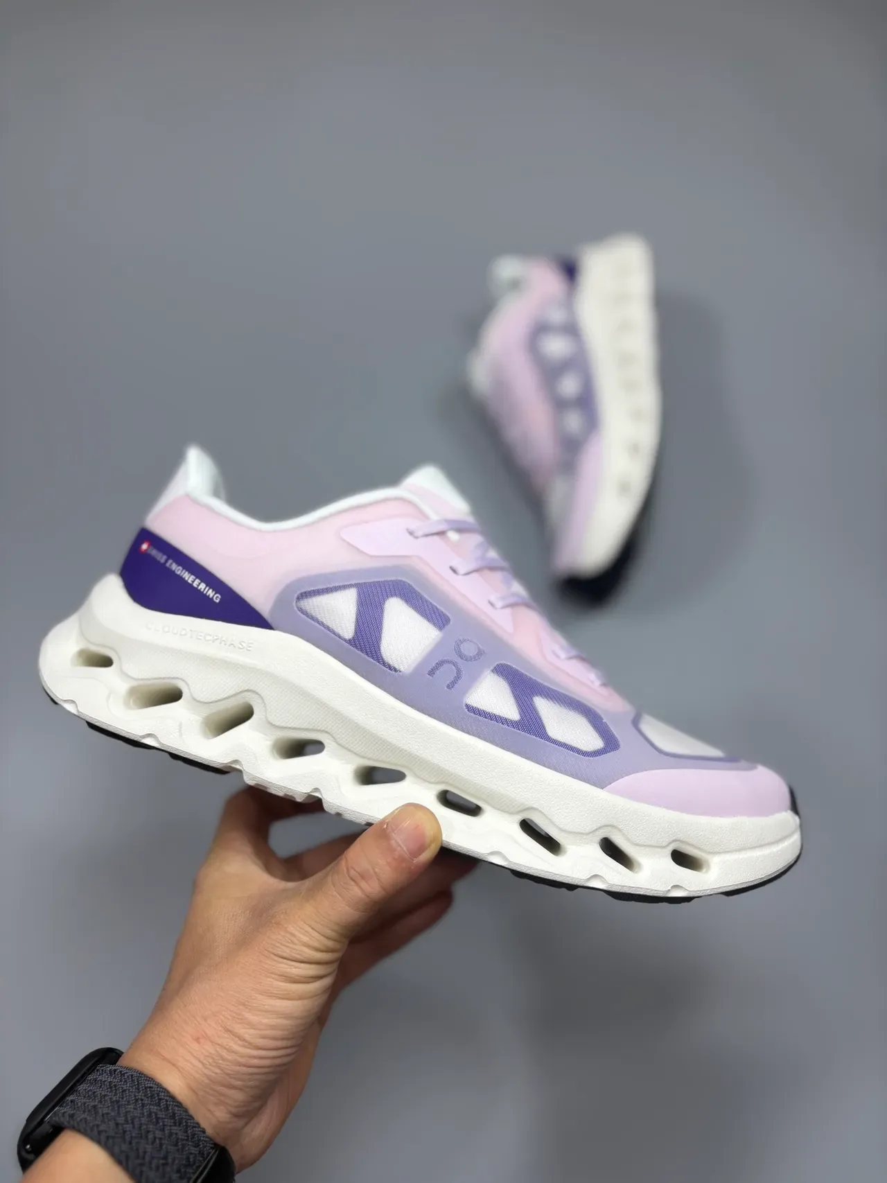 On Rosa Púrpura Esculpido Hueco Mediasuela Malla Ingenierizada Upper Zapatillas 6