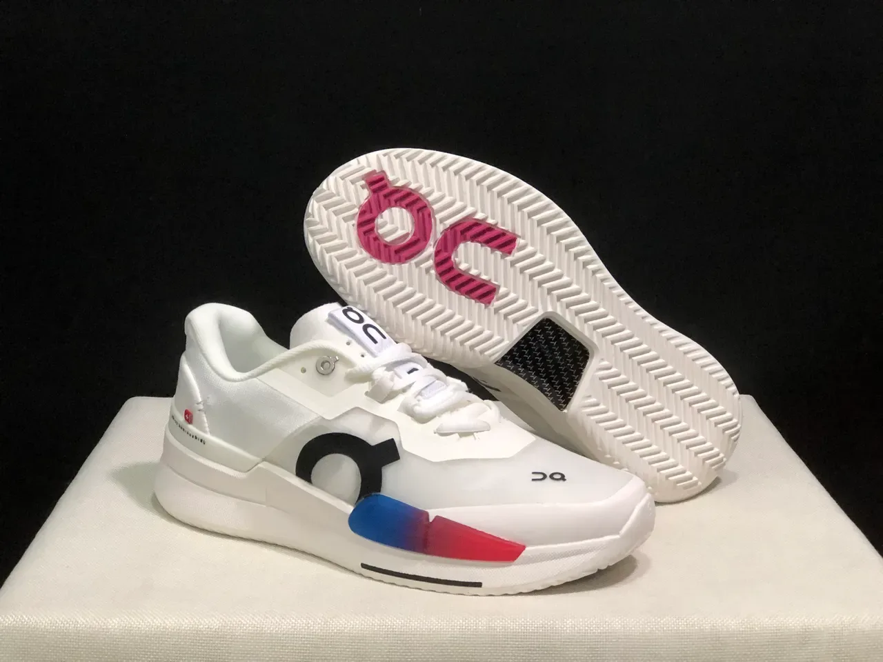 On THE ROGER Pro2 White Sky Blue Running Shoes 6