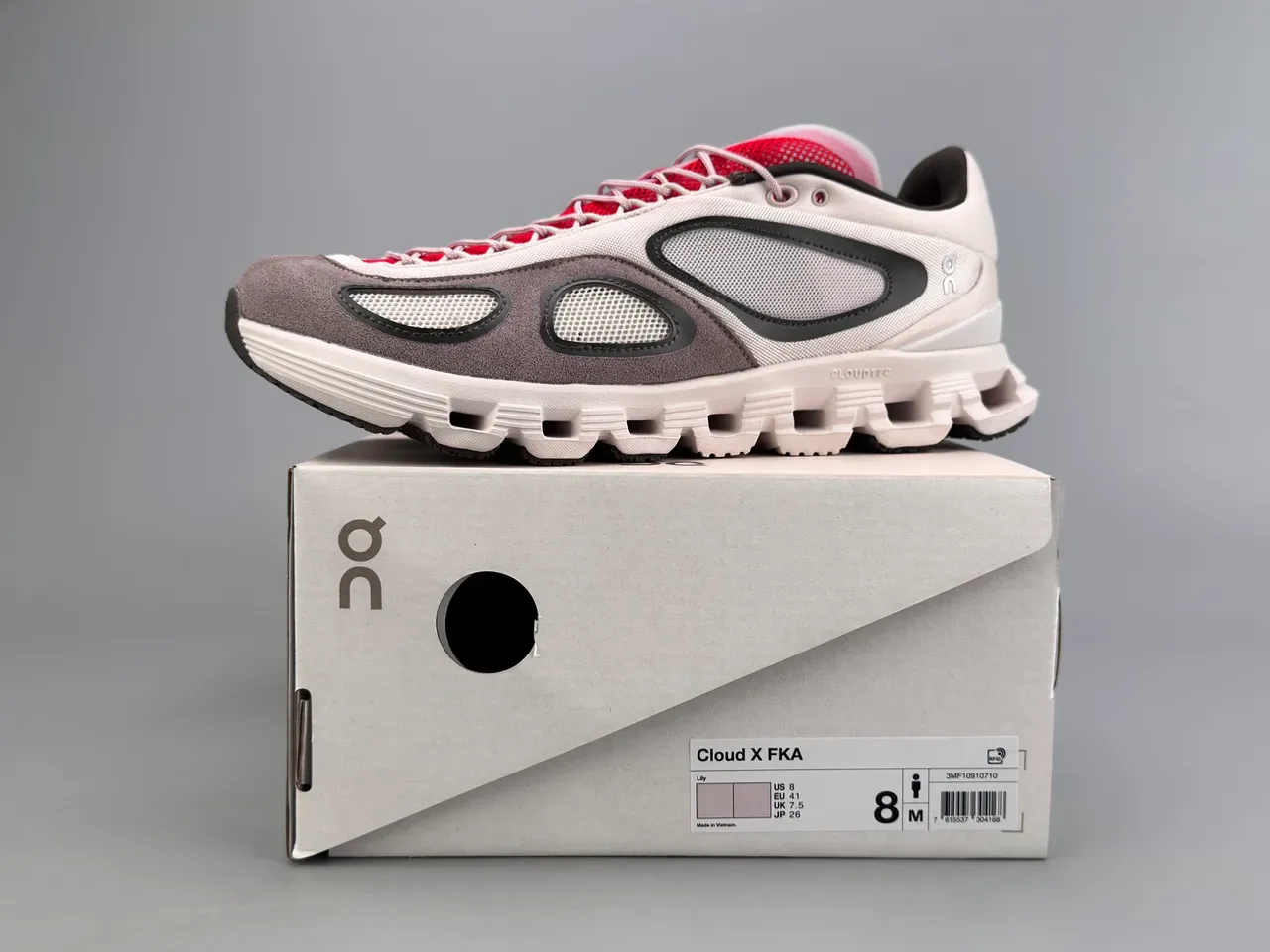 On White Gray Segmented CloudTec Midsole Asymmetric Black Overlays Sneakers 3