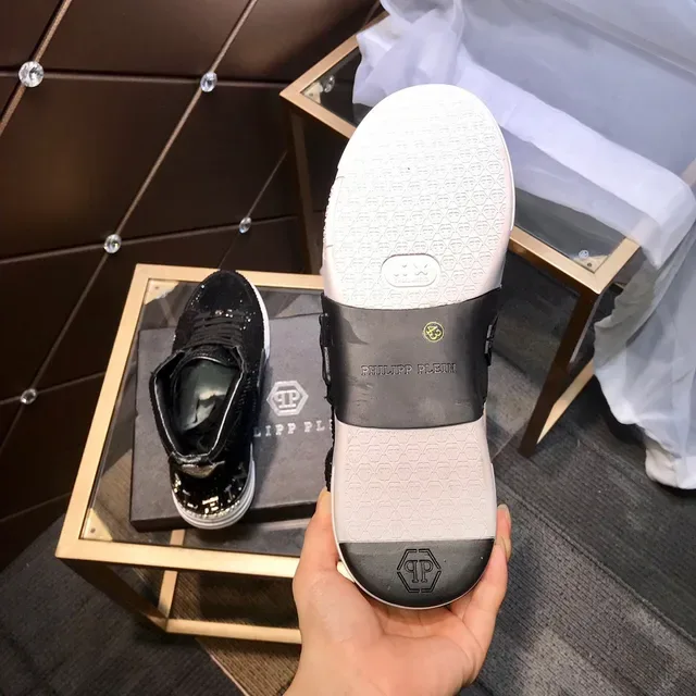 Philipp Plein Black White Baskets Lifestyle Hautes ornées de cristaux 5