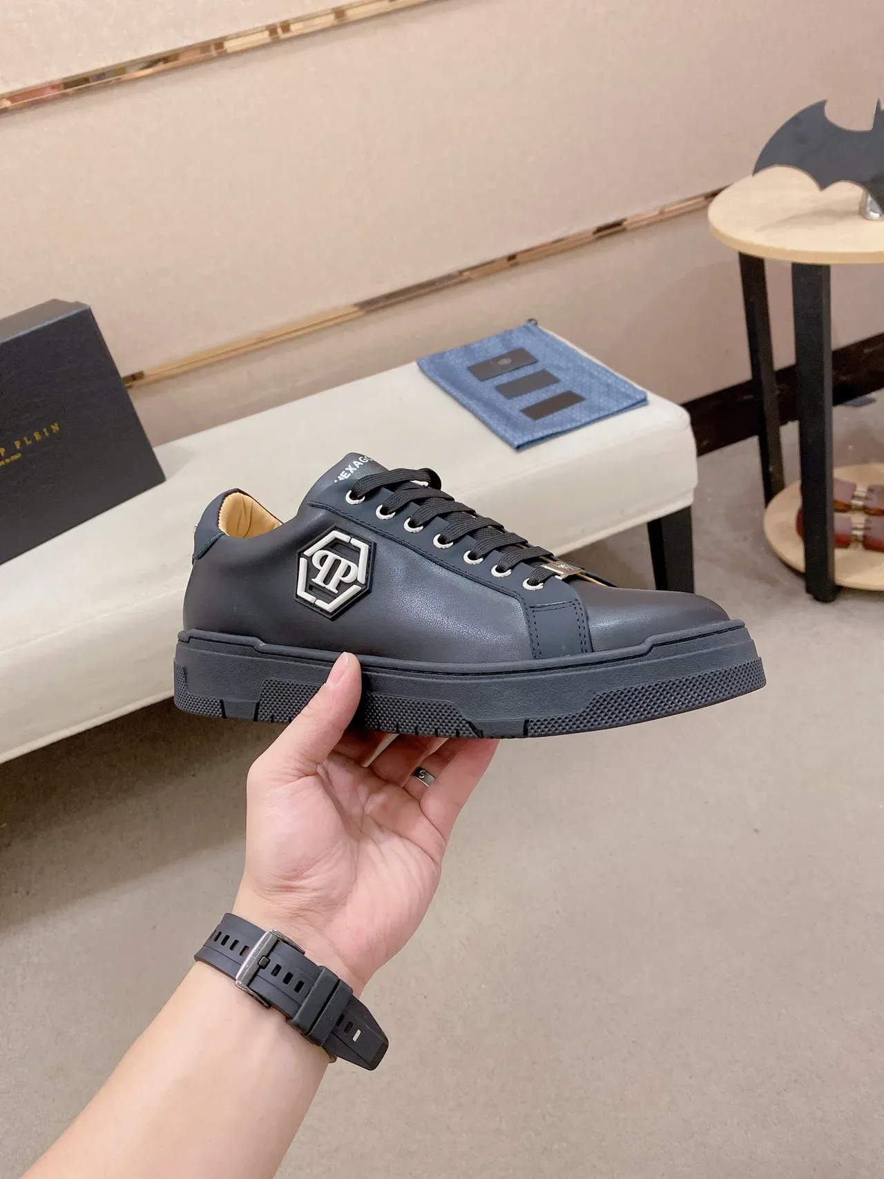 Philipp Plein Liquid Sneaker Plateforme Cuir Noir Lifestyle 5