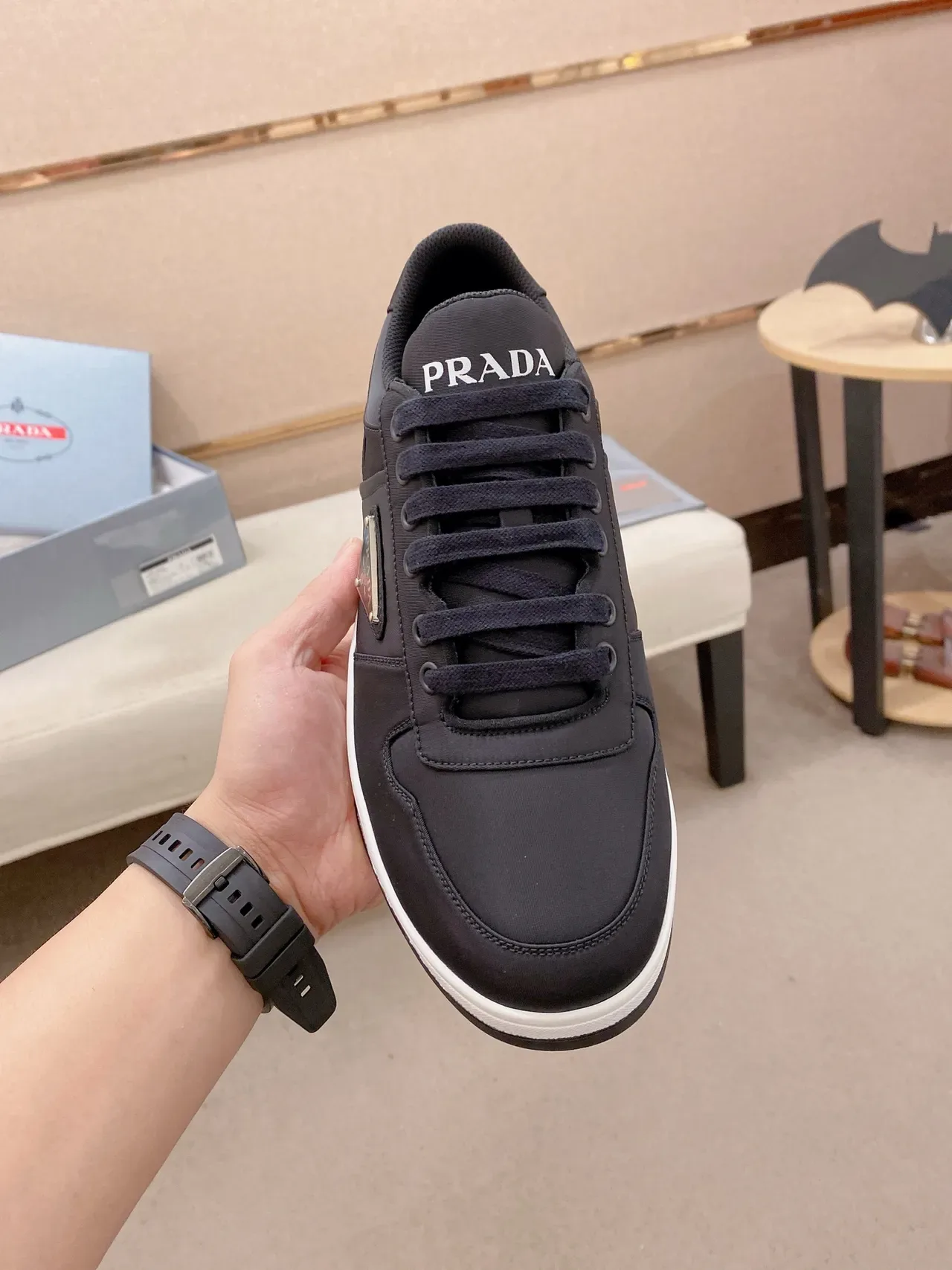 Prada Chaussures Lifestyle Noir Blanc Low-Top Tissu Panelé Supérieur 5