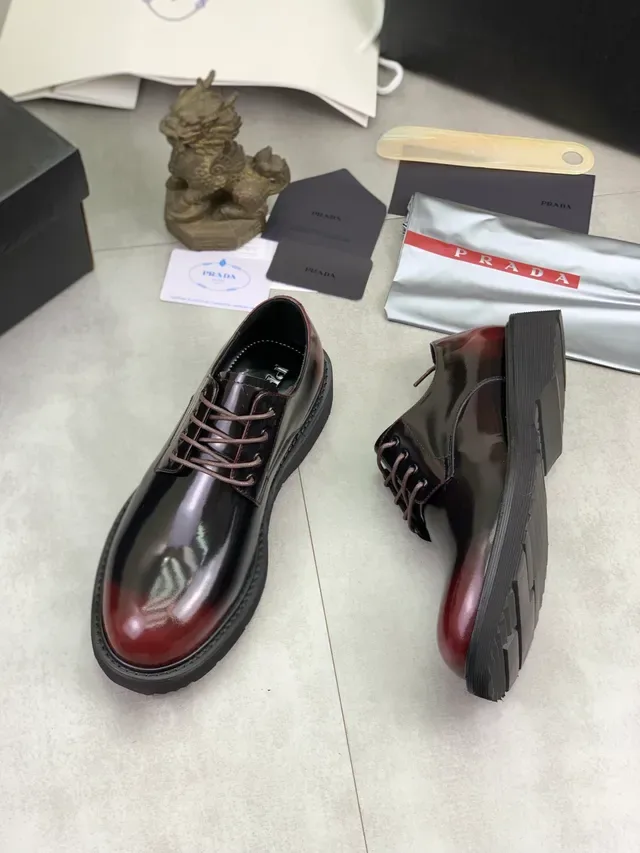 Prada Burdeos Negro Brillo Alto Gradiente Cuero Oxford con Cordones 5
