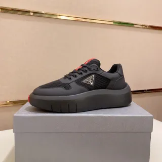 Prada Cloudbust কালো ও লাল লাইফস্টাইল স্নিকার