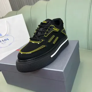 Prada Cloudbust أسود وأصفر حذاء أسلوب حياة