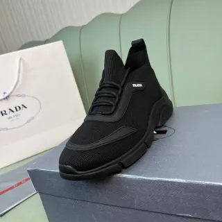 Prada Cloudbust حذاء رياضي أسود بنسيج الجوارب مع ملاءمة الجوارب نمط حياة