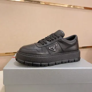 حذاء رياضي Prada Cloudbust جلد أسود منصة سميك