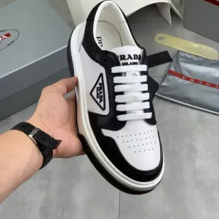 Prada Cloudbust Chaussures Lifestyle en Cuir de Deux Tons