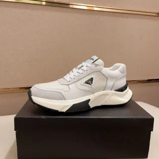 Prada Cloudbust أحذية رياضية أسلوب حياة بيضاء وأسود