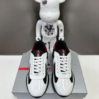 Prada Cloudbust সাদা এবং কালো পেটেন্ট লেদার লাইফস্টাইল স্নিকার্স