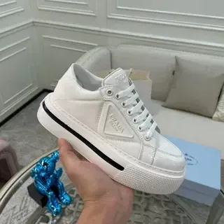 Prada Cloudbust حذاء رياضي أبيض جلدي منصة أسلوب حياة