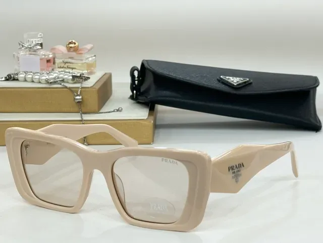 Prada Marbled Black Angular Cat-Eye Purple Lens Sunglasses 6