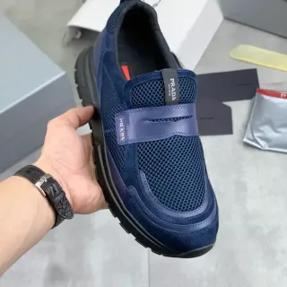 Prada Navy Black Maille et Daim Supérieur Fermeture Bride Élastique Lifestyle Sneakers
