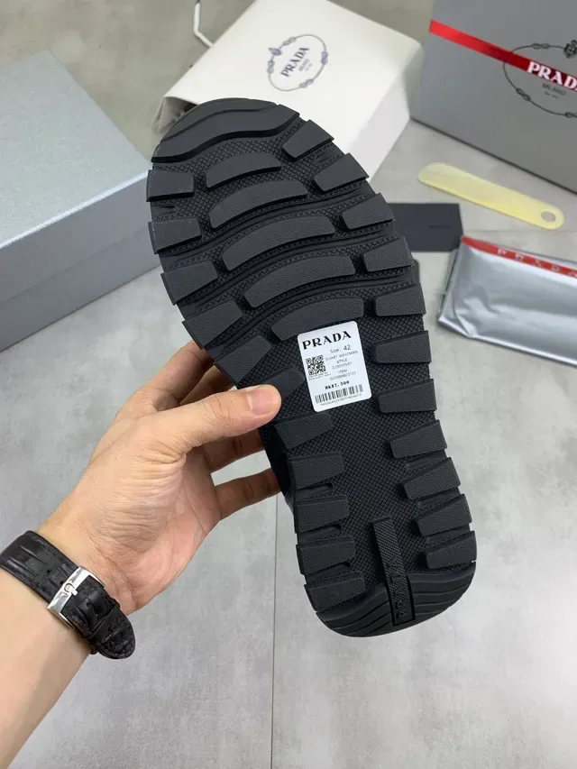 Prada Navy Black Mesh And Suede Upper Elastic Strap Closure Lifestyle Sneakers 2