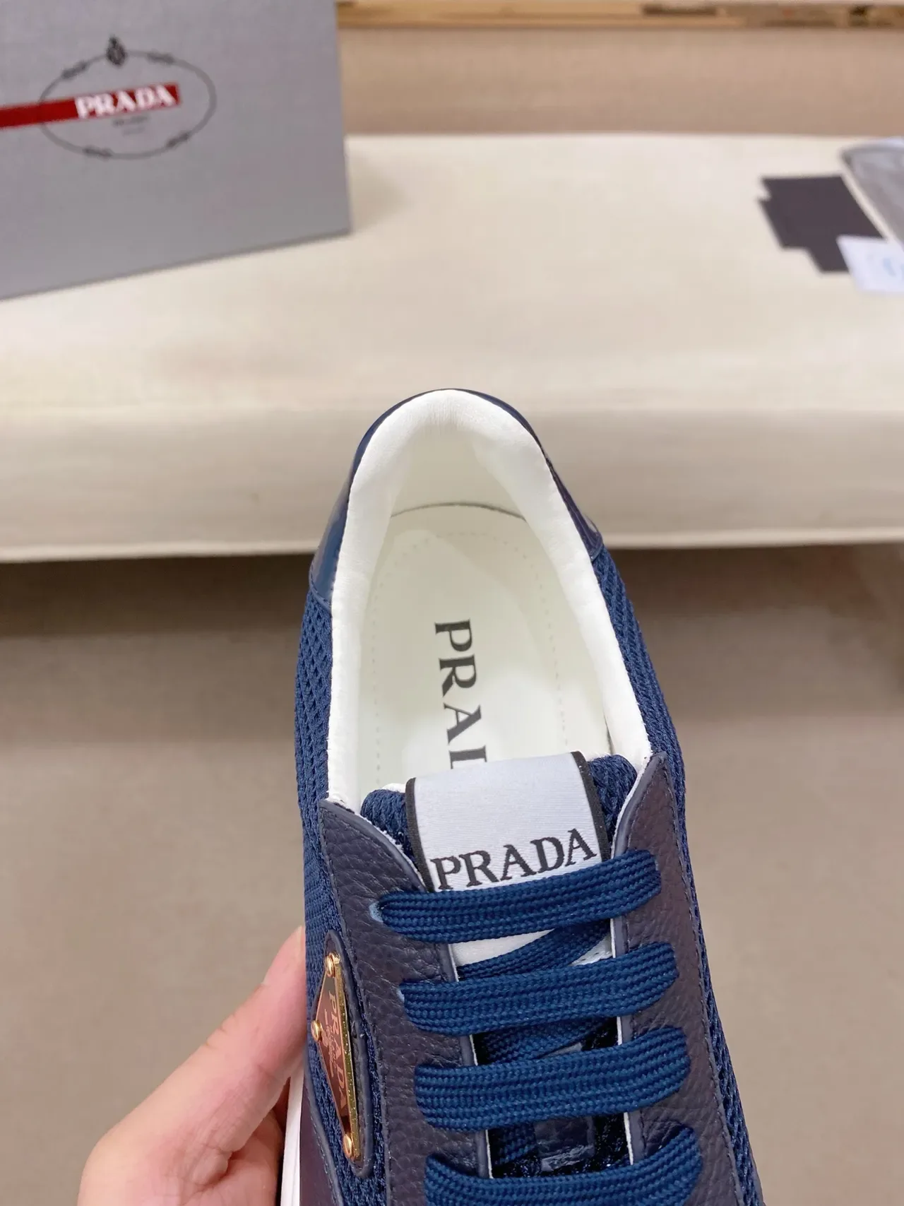Prada Navy White Mixed Leather And Mesh Upper Sculpted Midsole Lifestyle Sneakers 4