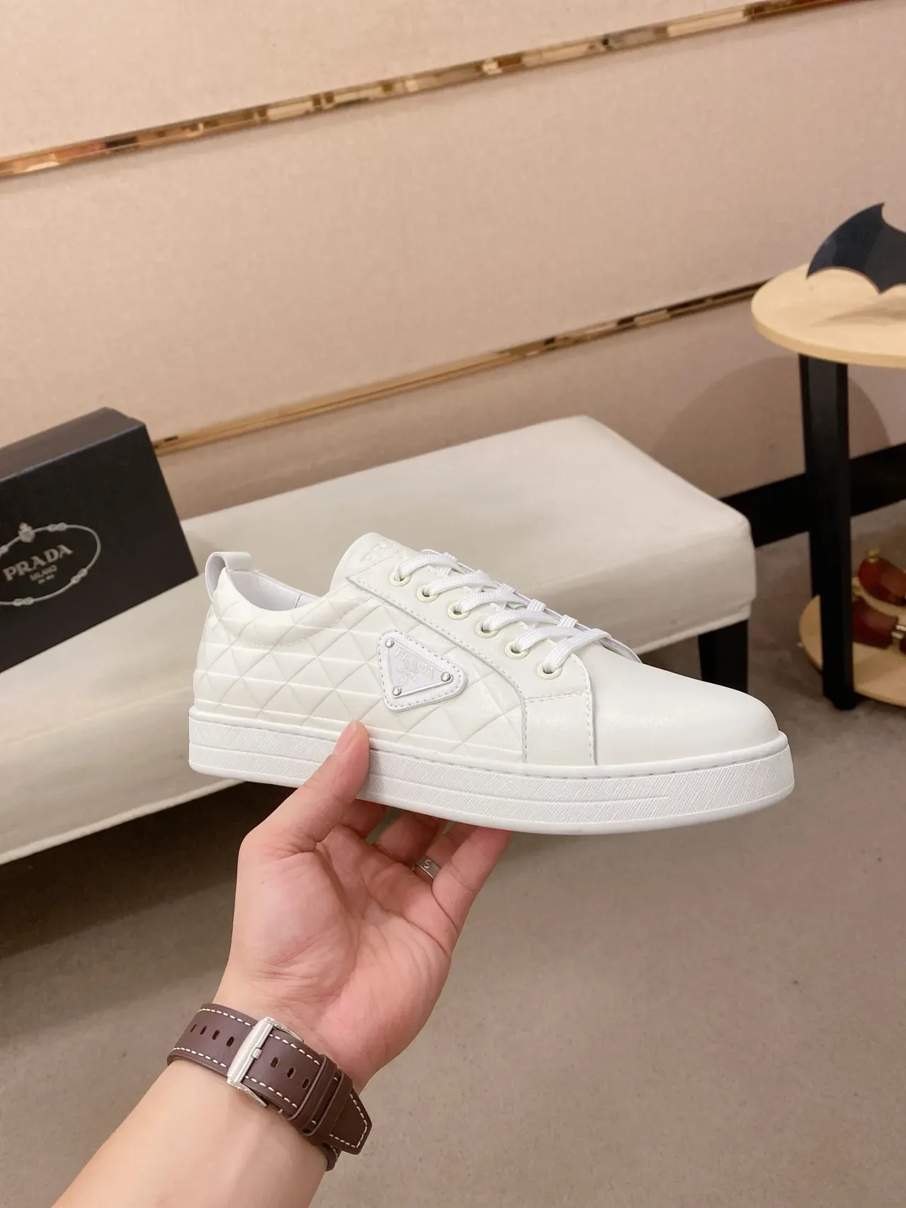 Prada Re-Edition White Quilted Diamond-Stitched Upper Triangular Metal Logo Plaque Lifestyle Sneakers 5