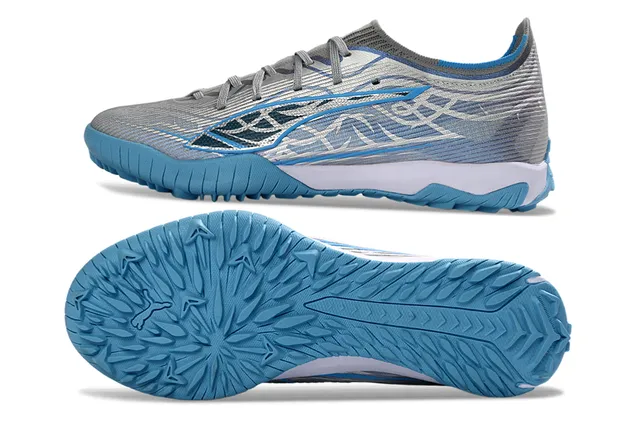 Puma Future Z Chaussures de football gris bleu avec upper en tricot, overlay de vague asimétrique pour turf 6